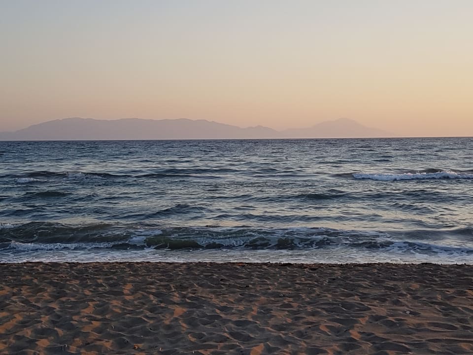 Strand Club Yali Hotels & Resort