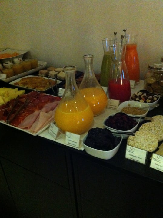 Frühstücksbuffet Hotel Carris Casa Da Troya