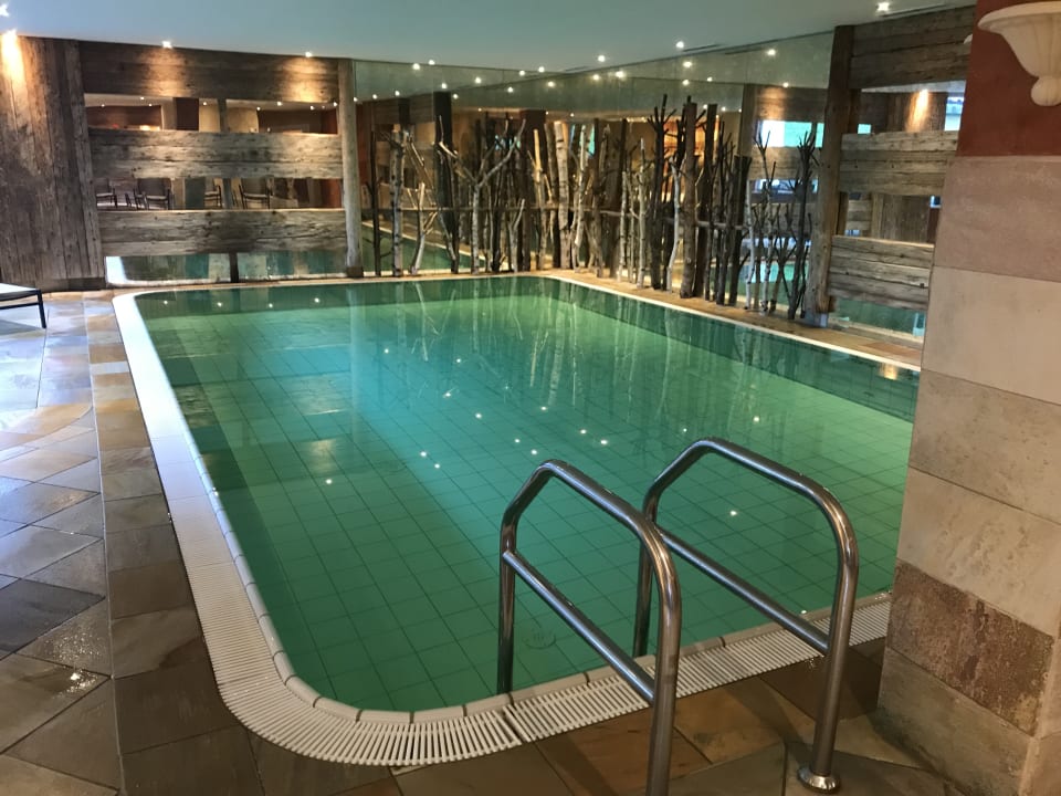 Pool Hotel Alpin Spa Tuxerhof