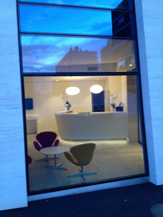 Aussenansicht Reception-Bereich Hotel City Lugano