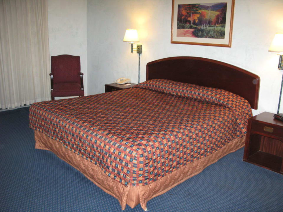 Bett La Quinta Inn & Suites by Wyndham Madera