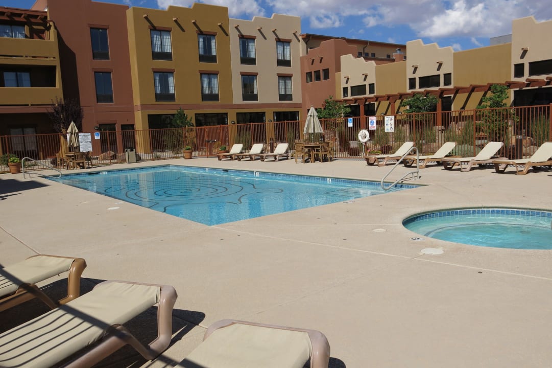 Schöne, saubere Poolanlage! Moenkopi Legacy Inn & Suites