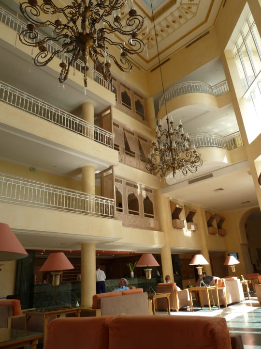 Lobby und Rezeption Iberostar Waves Averroes