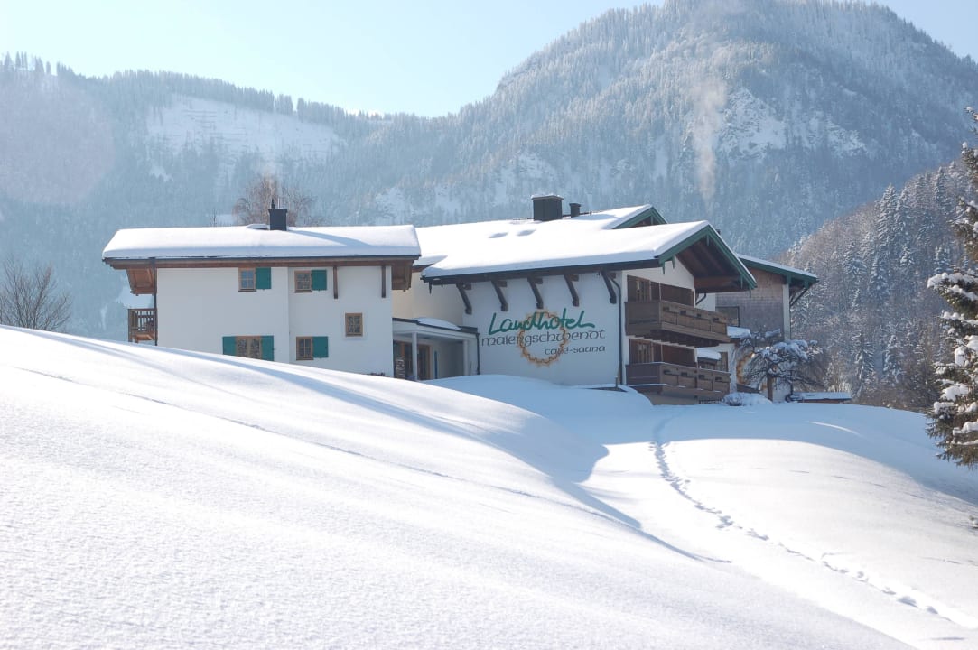Winteransicht Landhotel Maiergschwendt