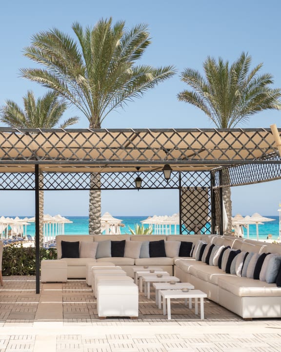 Gastro Jaz Oriental, Almaza Bay