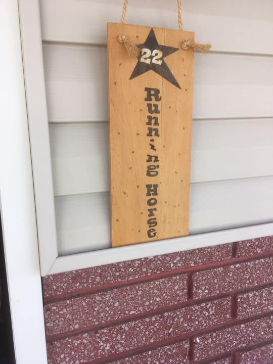 Zimmer Cowboy Country Inn