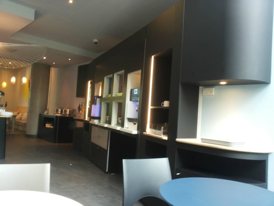 Frühstück Suite Novotel Paris Porte de la Chapelle