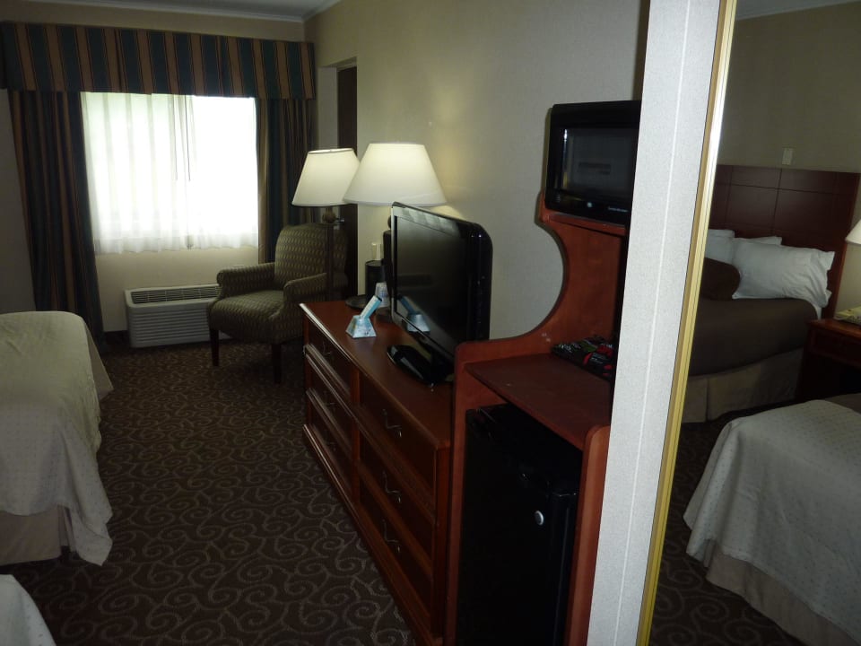 Blick in das Zimmer Best Western Plus Hotel Civic Center Inn
