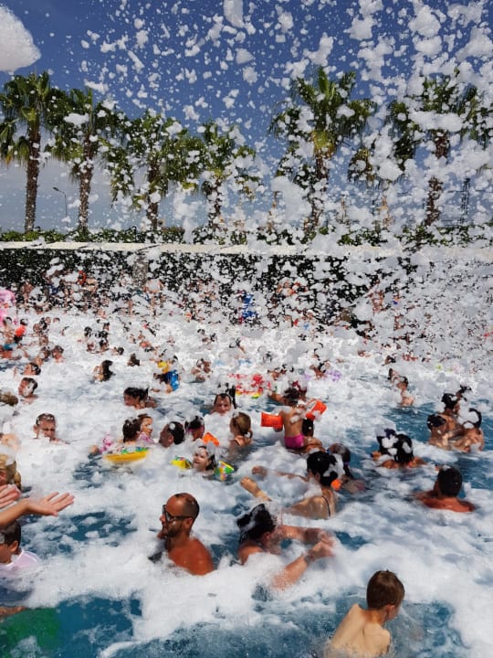 Pool Hane Family Resort