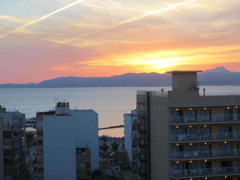 Sonnenuntergang 8. Etage HSM Reina del Mar