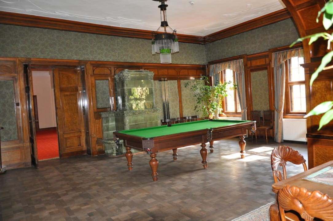 Sala secesyjna z bilardem Hotel Zamek na Skale