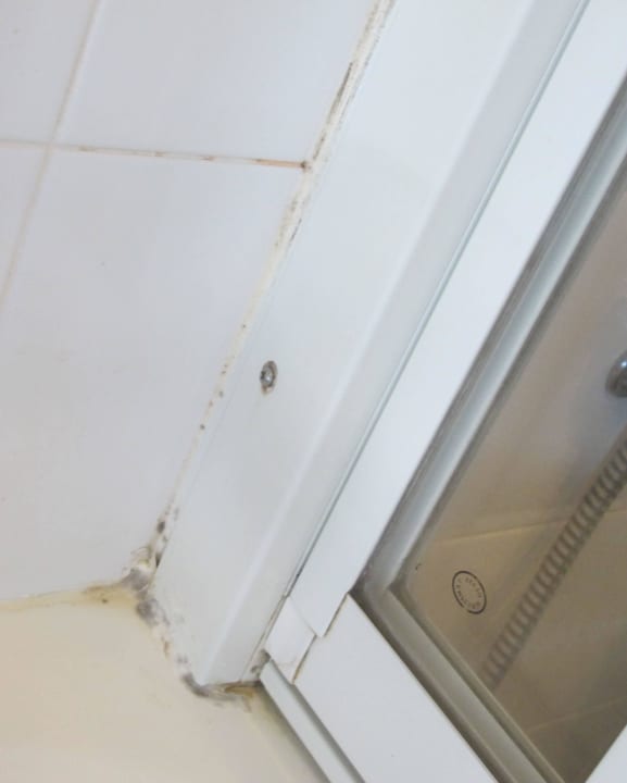 Schimmel im Bad Cape Panwa Hotel