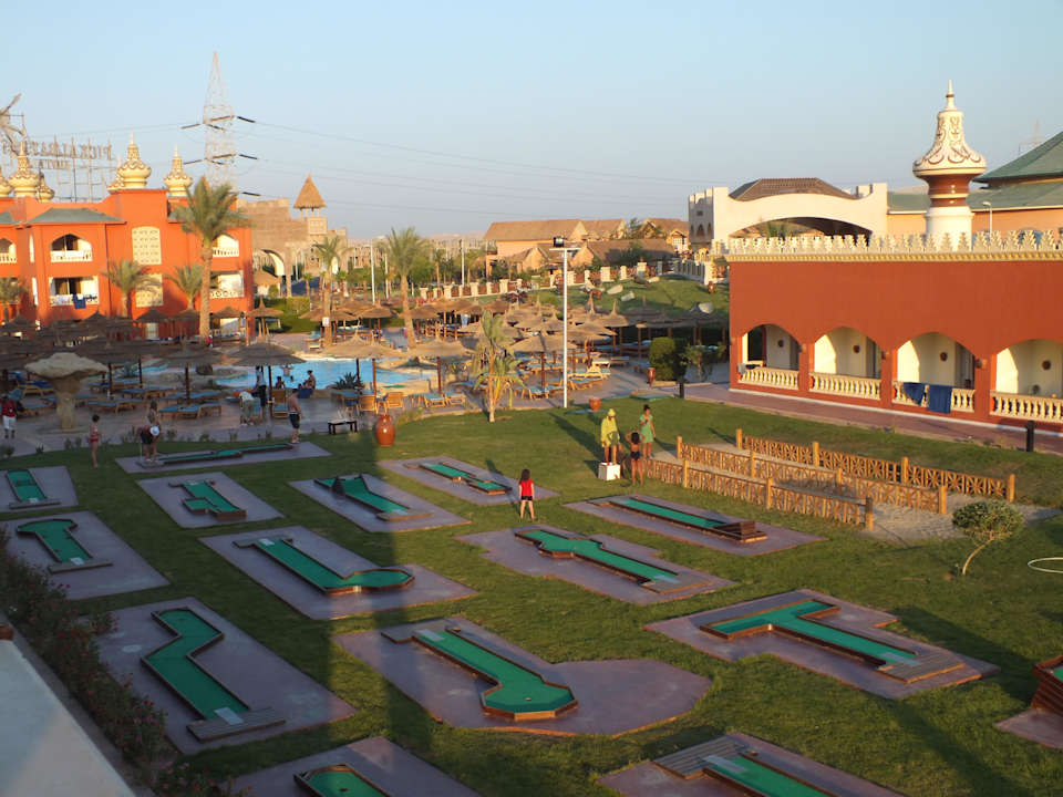 Blick über die Hotelanlage Pickalbatros Alf Leila Wa Leila Resort - Neverland Hurghada