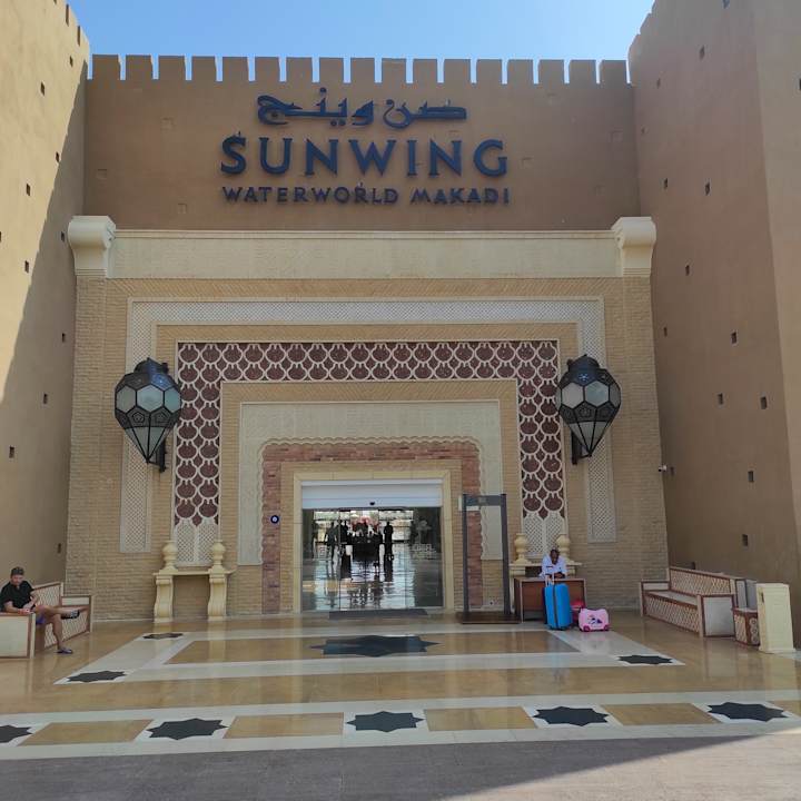 Außenansicht Grand Waterworld Makadi