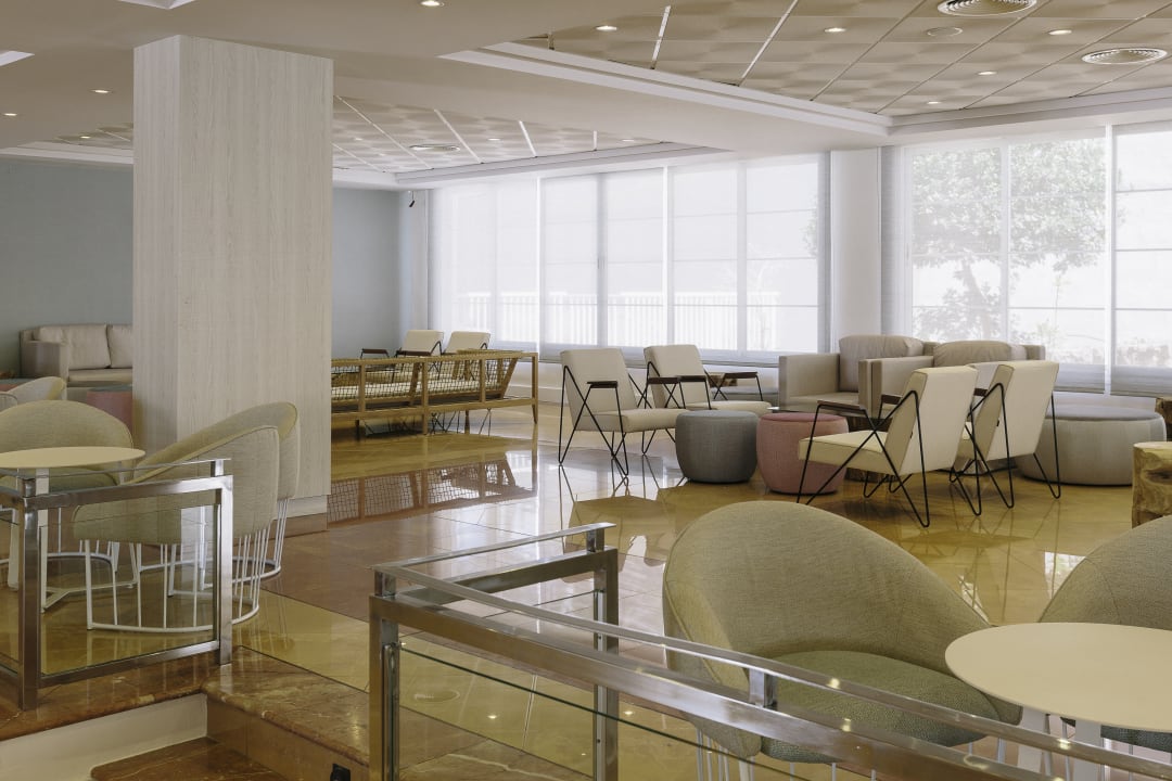 Lobby AluaSun Torrenova