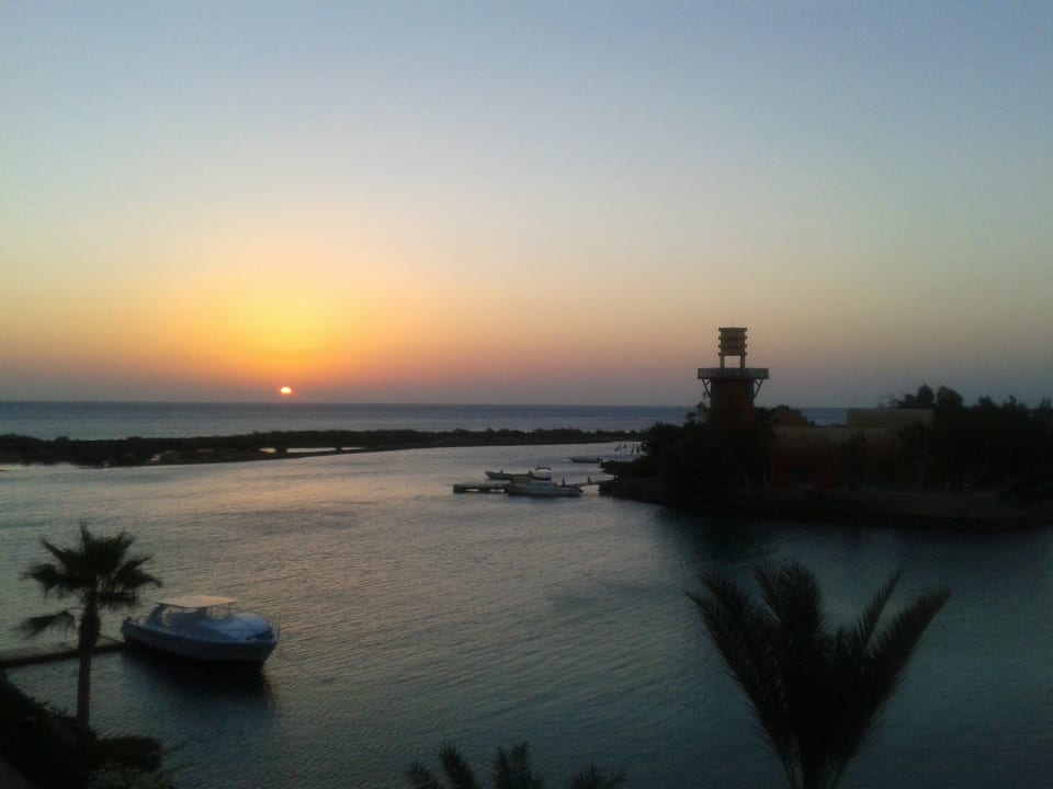 Morgens um 5.40 h vom Balkon Hotel Three Corners Ocean View prestige - Adults only