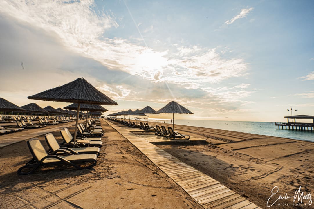 Strand Gloria Serenity Resort