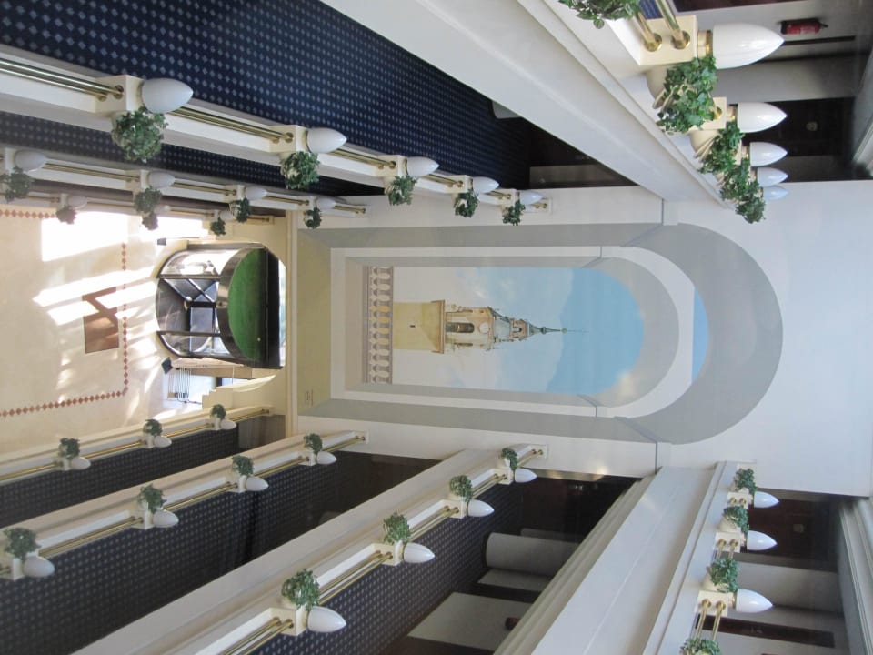 Flur Hotel Silken Ciudad de Vitoria