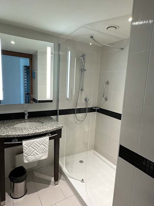 Zimmer Hampton by Hilton Warsaw City Centre