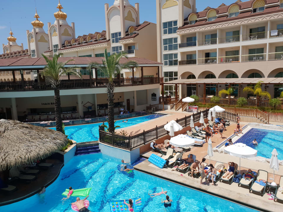 Zimmer Well Palace Side