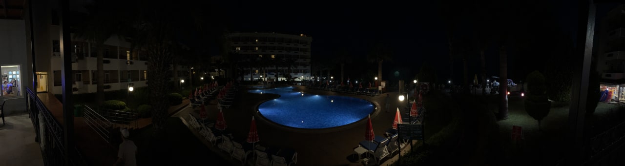 Pool Aska Bayview Resort