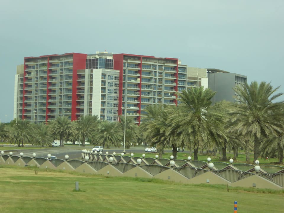 Von außen Park Rotana Abu Dhabi