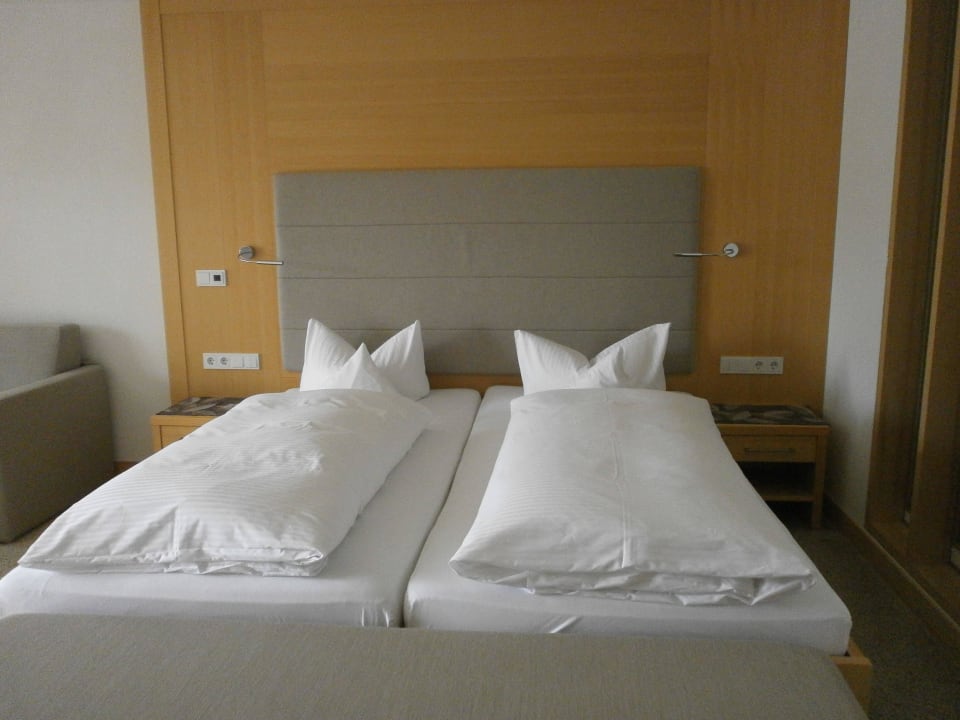 Schlafzimmer im SPA Haus Nr. 33 derWaldfrieden naturparkhotel