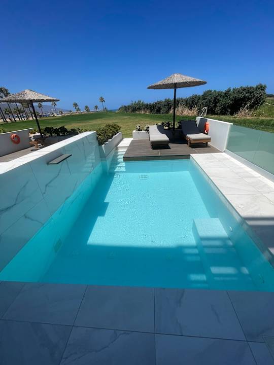 Pool Delfina Tropic Beach