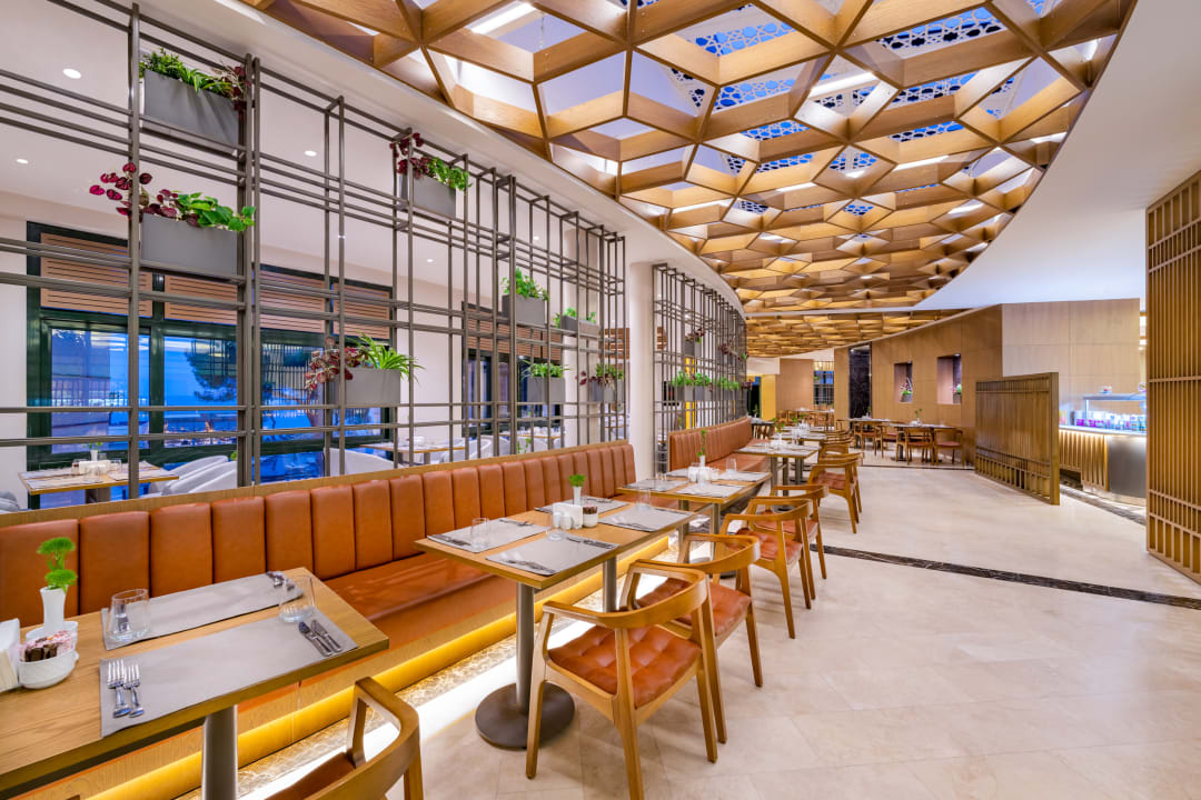 Gastro Rixos Park Belek - The Land of Legends Access
