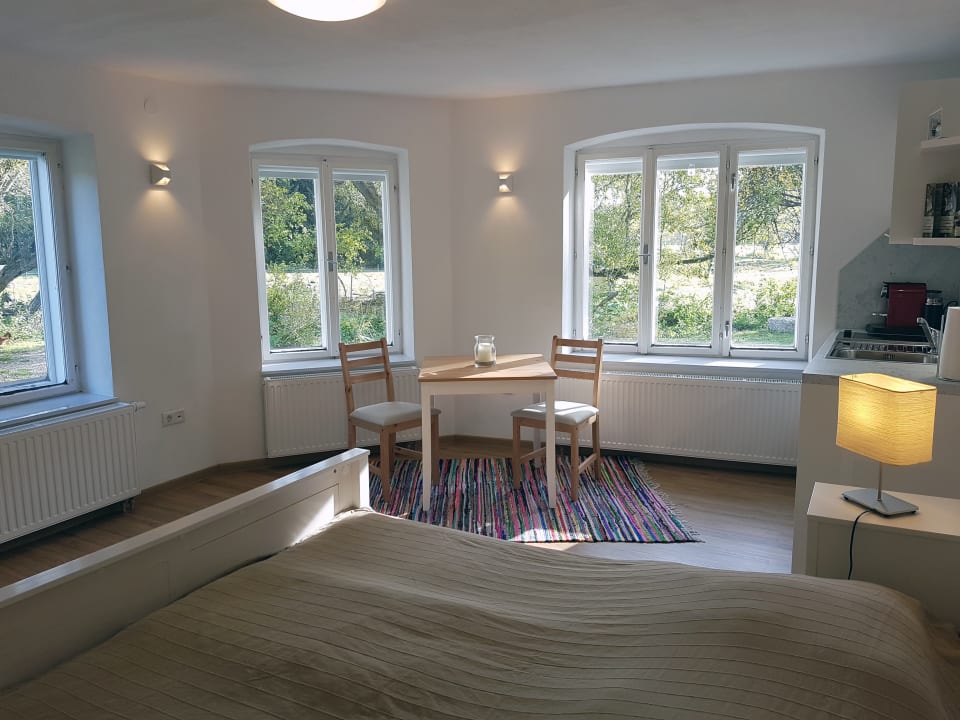 Zimmer Grüne Wiese - Gäste-Minibungalow in der Edermühle