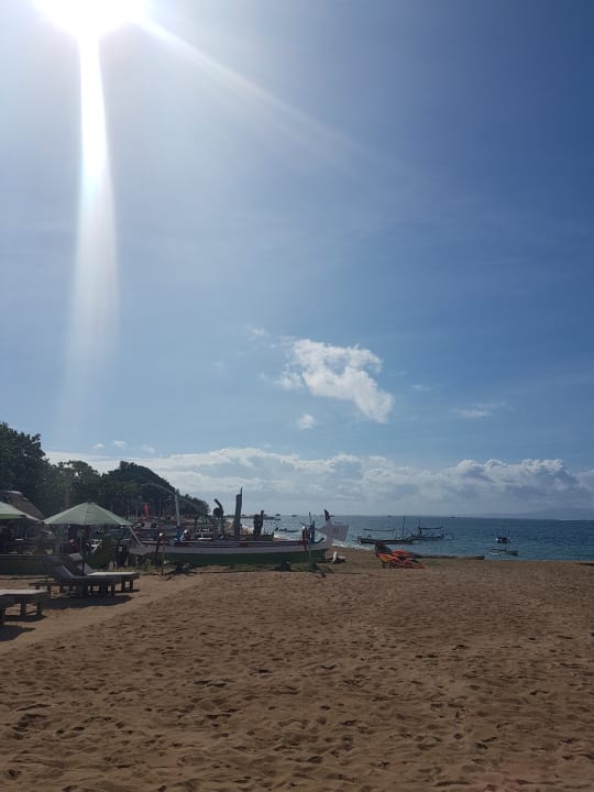 Strand Kayumanis Sanur Private Villa & Spa