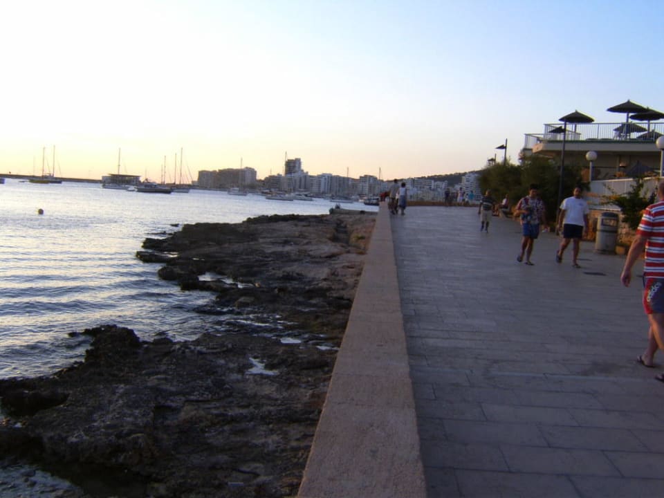 Strandpromenade Hotel Osiris