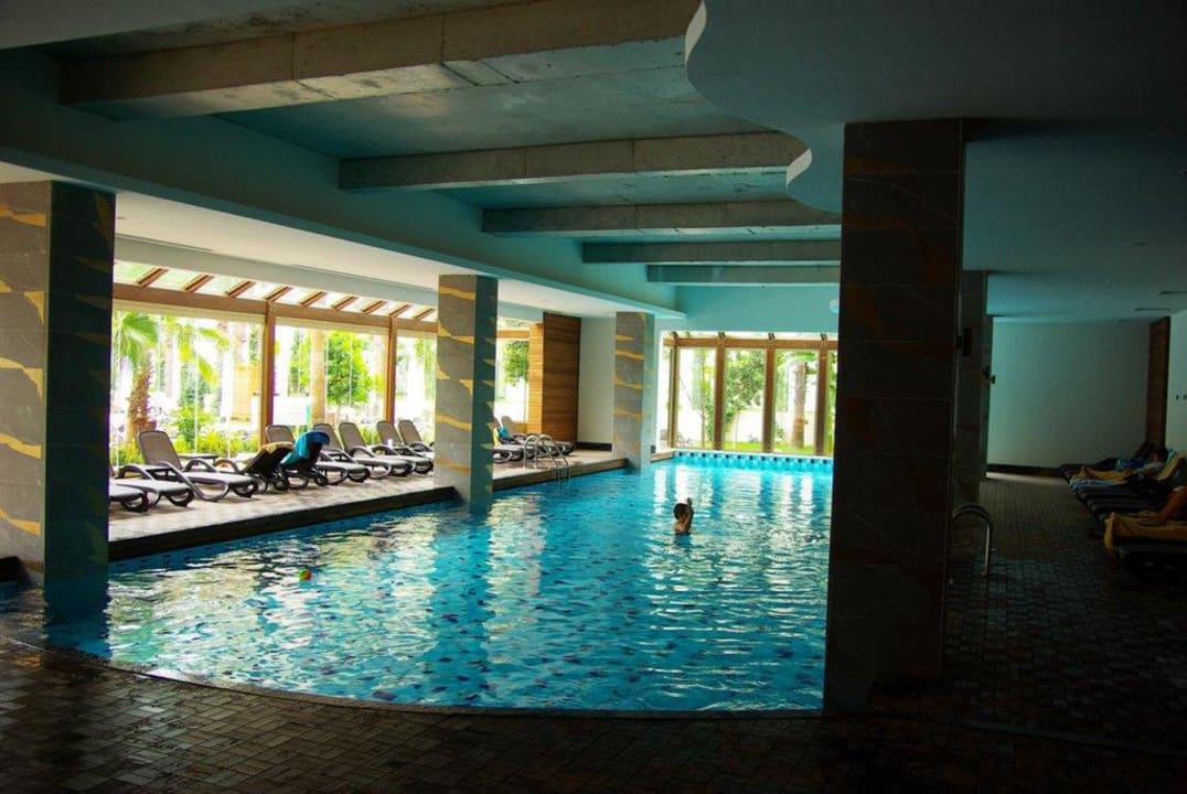 Wellness Port Side Resort Hotel