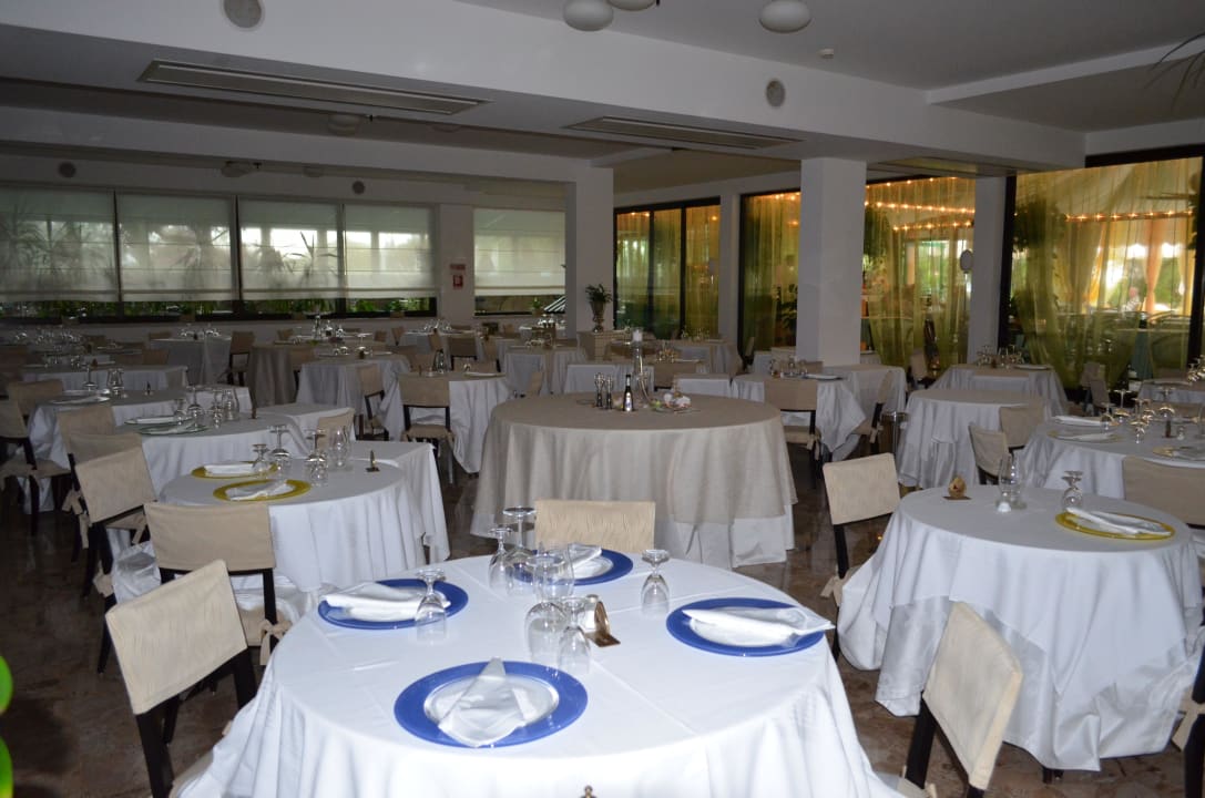 Speisesaal Hotel Mion