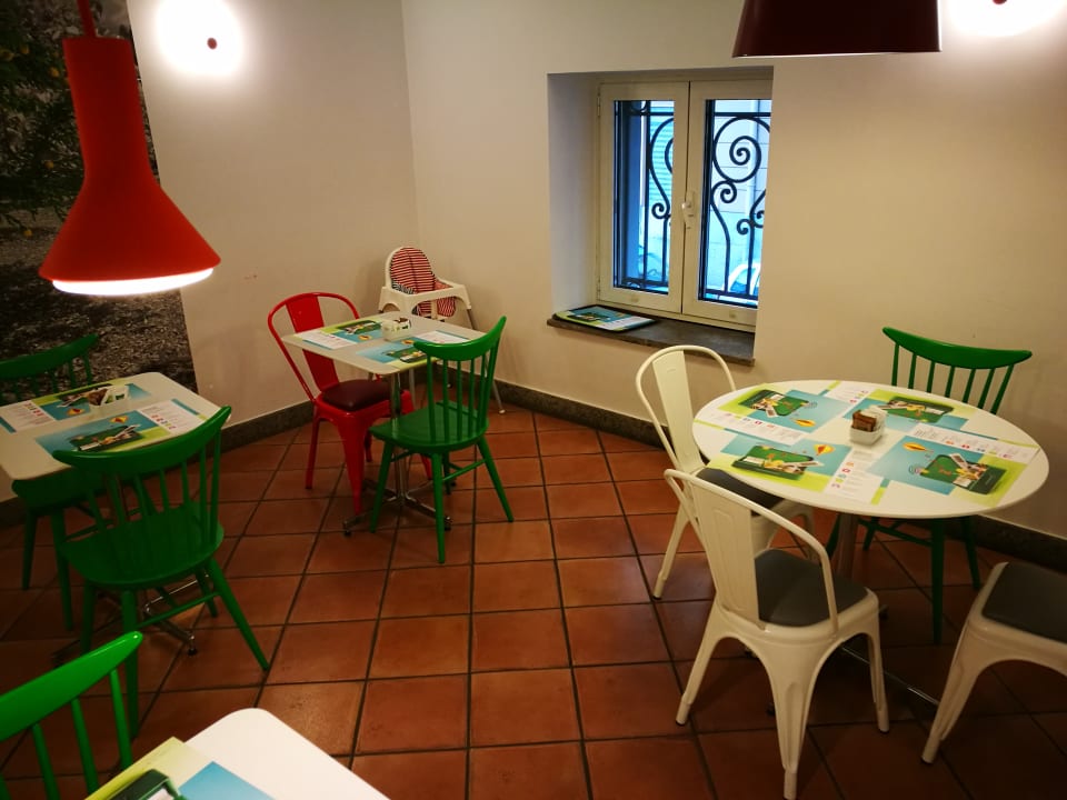Restaurant Ibis Styles Napoli Garibaldi