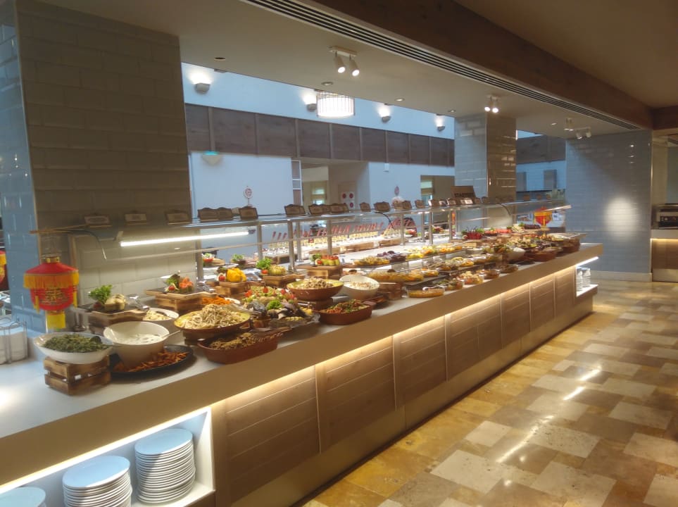 Vorspeisenbuffet Lara Barut Collection
