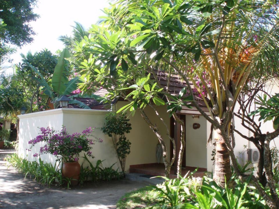 Strandbungalow Kuramathi Maldives