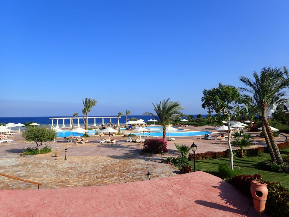 Pool Three Corners Equinox Beach Resort