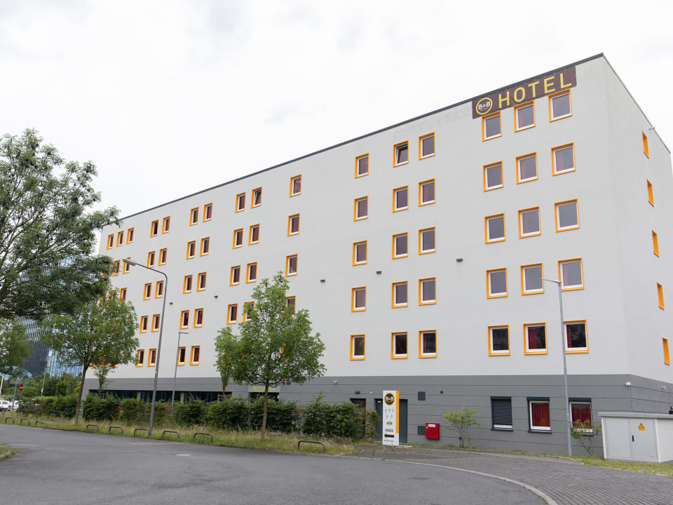 Außenansicht B&B Hotel Frankfurt-Airport