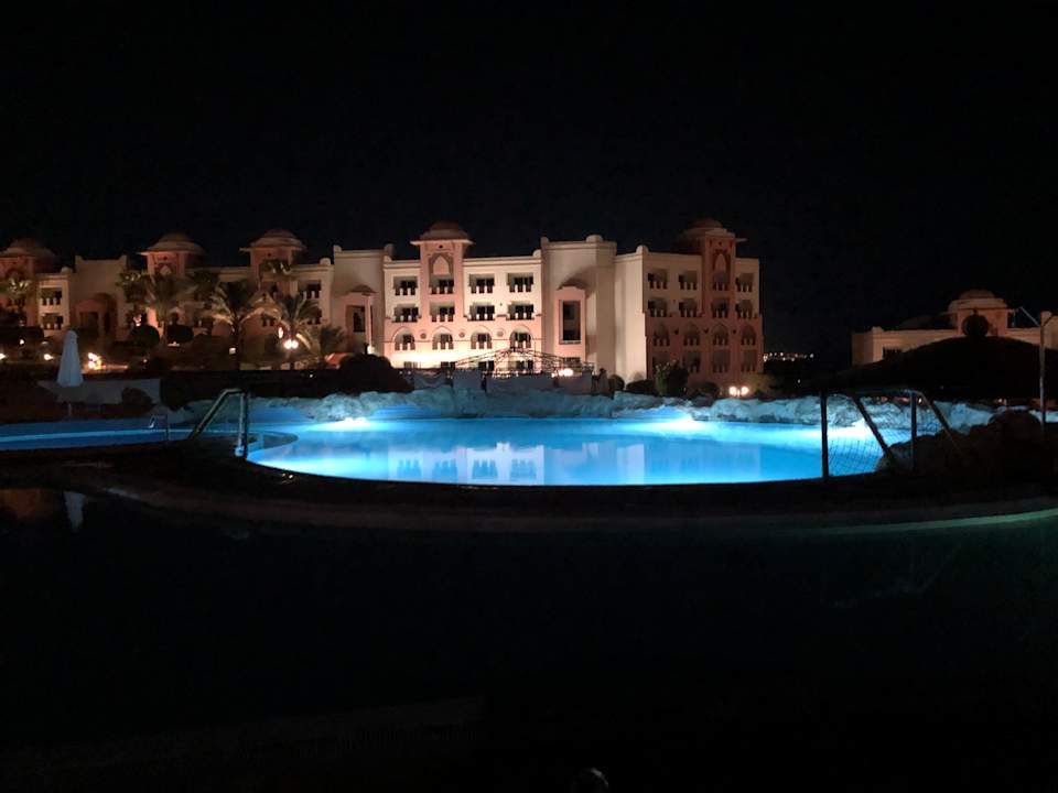 Pool Serenity Alpha Beach