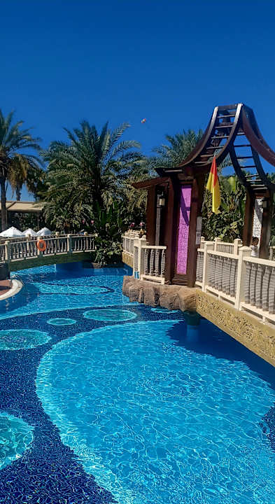 Pool Hotel Royal Dragon