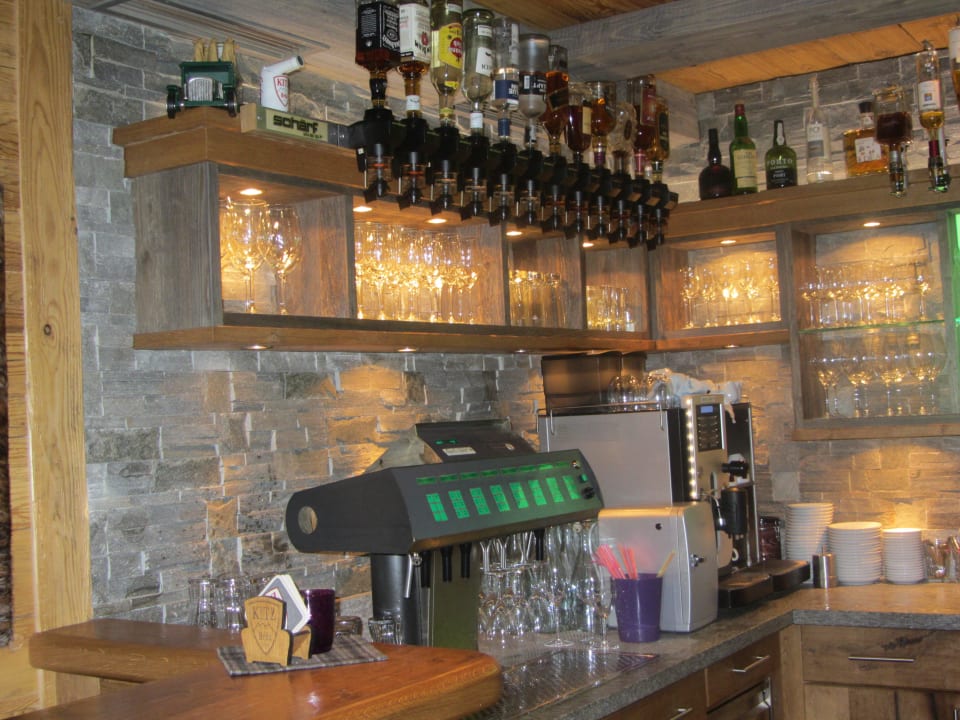 Geschmackvoll eingerichtete Bar Hotel Vordergrub