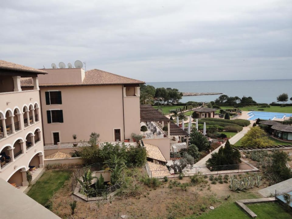 JuniorSuite 670 The St. Regis Mardavall Mallorca Resort