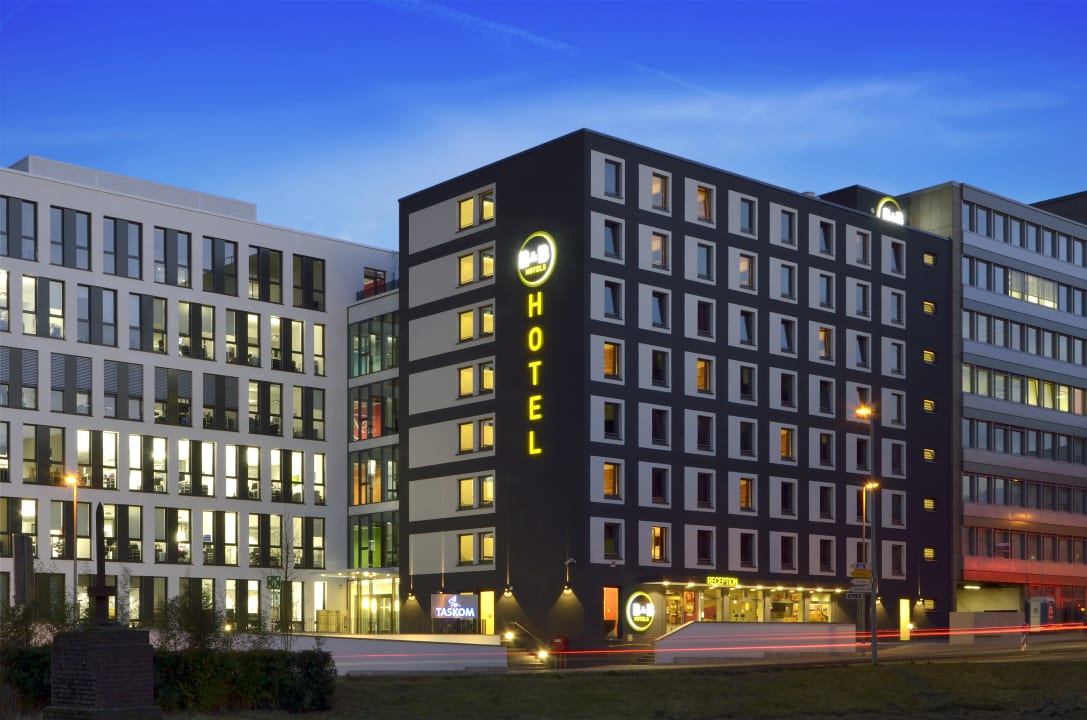 Außenansicht B&B Hotel Düsseldorf-City