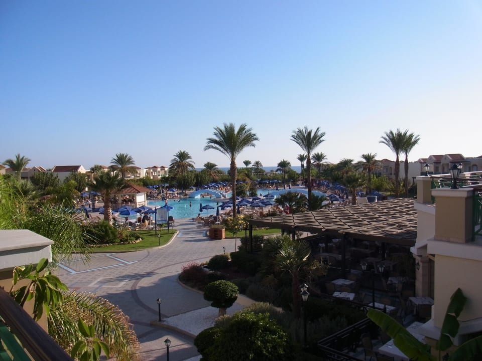Weitläufige Poolanlage mit 3 Pools Lindos Princess Beach Resort & Spa