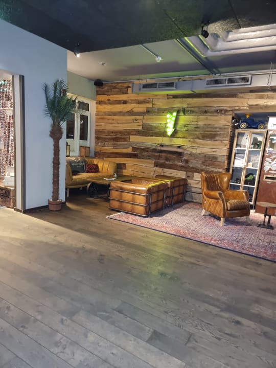Lobby Bretterbude Heiligenhafen