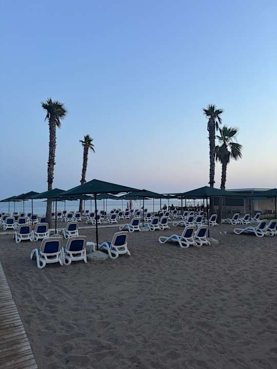 Strand Adora Hotel & Resort