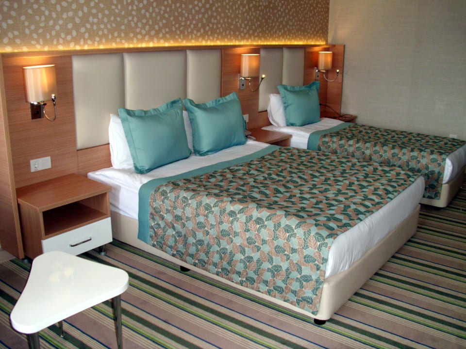 Bettseite Hotel Royal Garden Beach