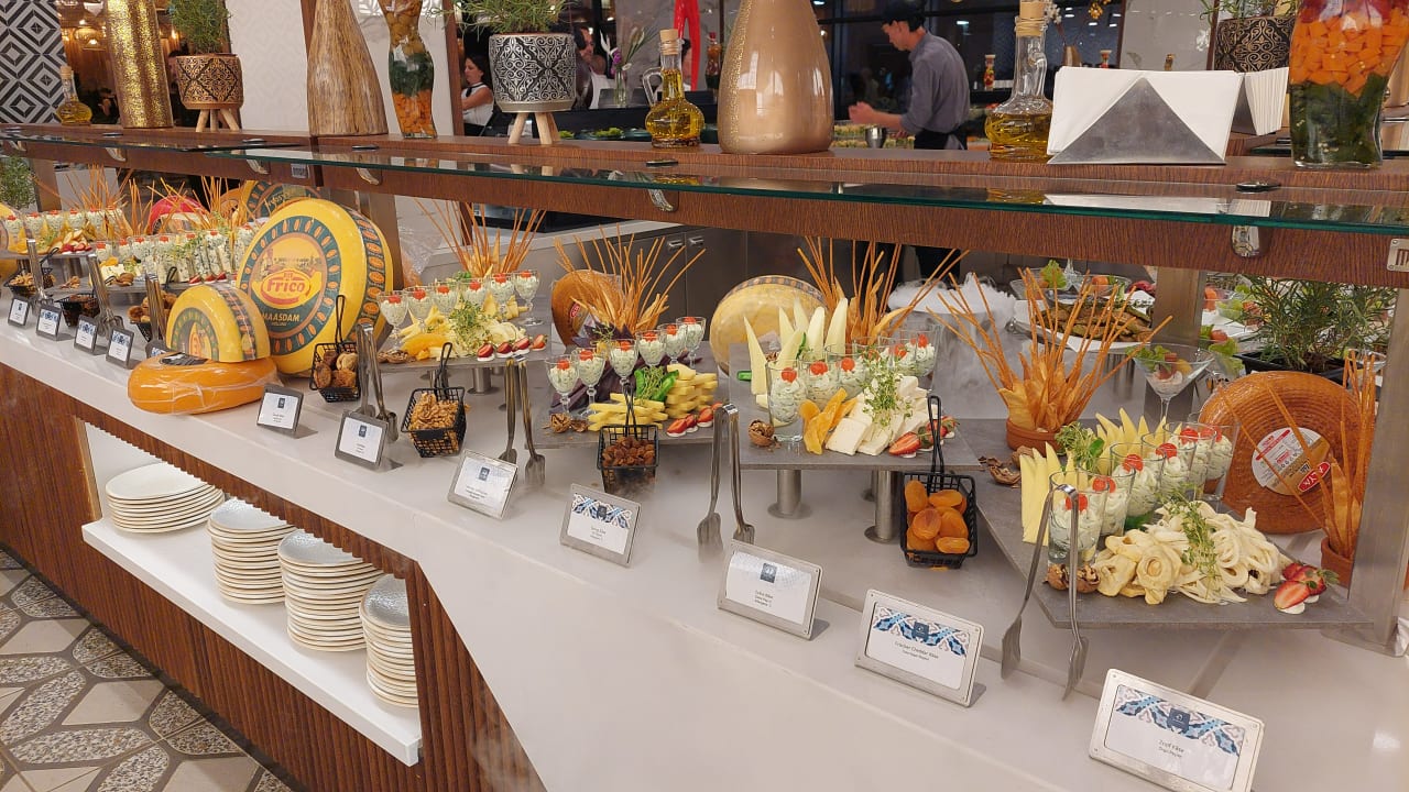 Gastro Jacaranda Luxury Resort