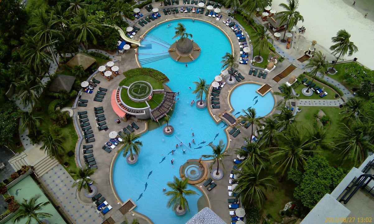 Poollandschaft vom 17. Stock Hilton Hua Hin Resort & Spa